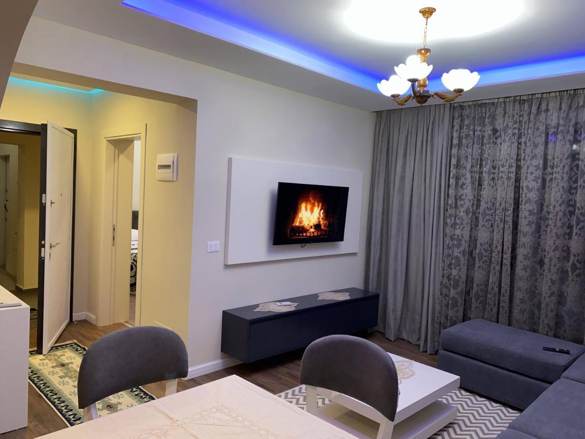 Komatas Modern Apartments In Bllok Area Tirana Exterior photo