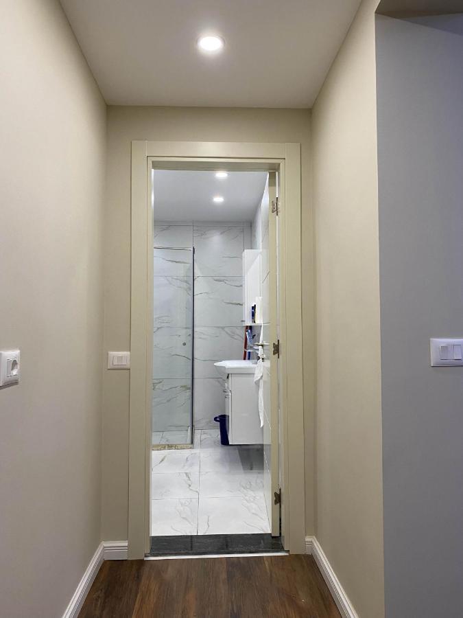 Komatas Modern Apartments In Bllok Area Tirana Exterior photo