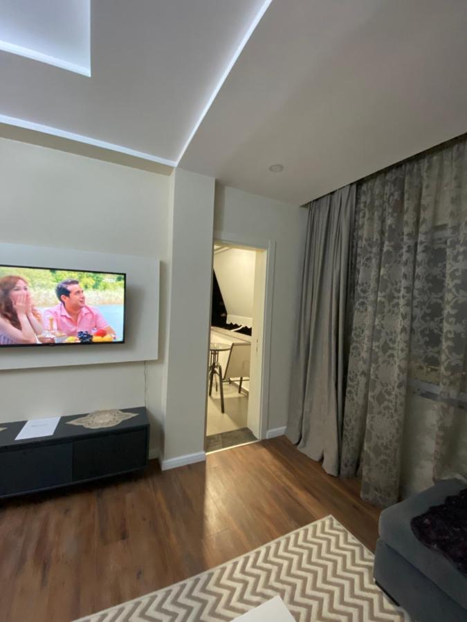 Komatas Modern Apartments In Bllok Area Tirana Exterior photo